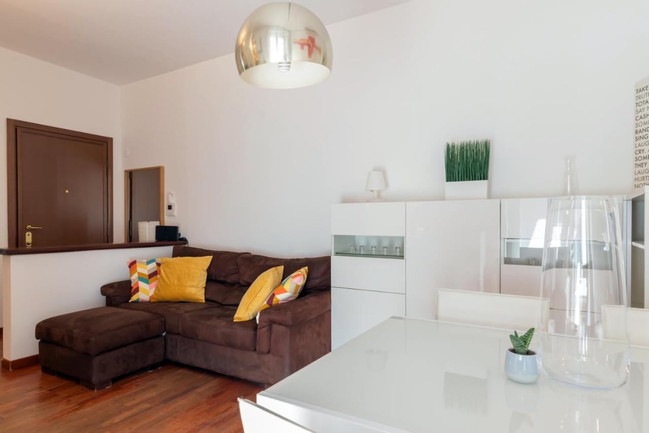 Terrace At 20 Minutes From Duomo - Homeunity Milan Luaran gambar